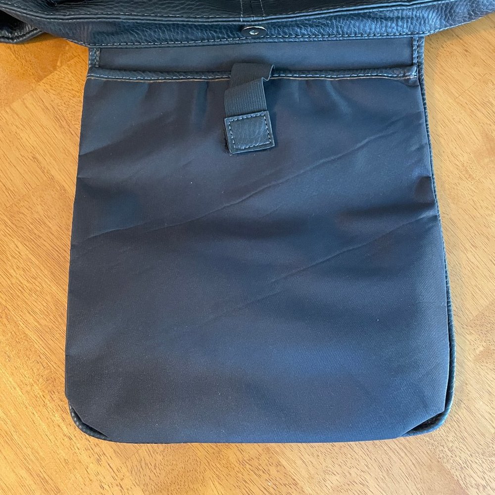 Black laptop tote bag - Picture 3 of 4